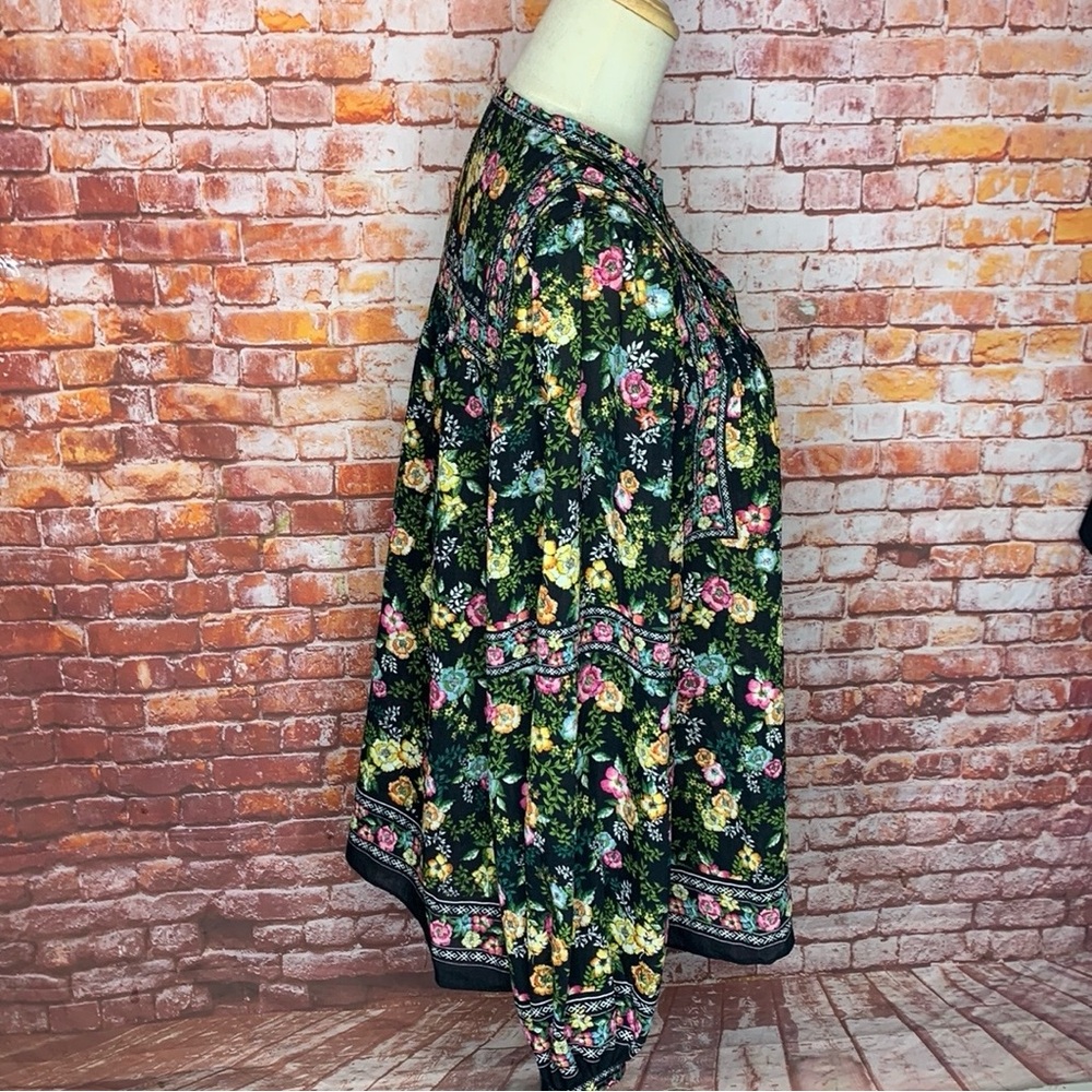 Rose + Olive Split Neck Floral Peasant Blouse - Picture 4 of 10